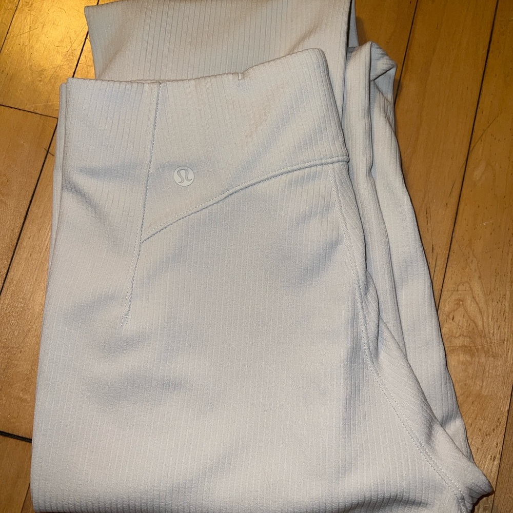 Lululemon Cream Ribbed Leggings